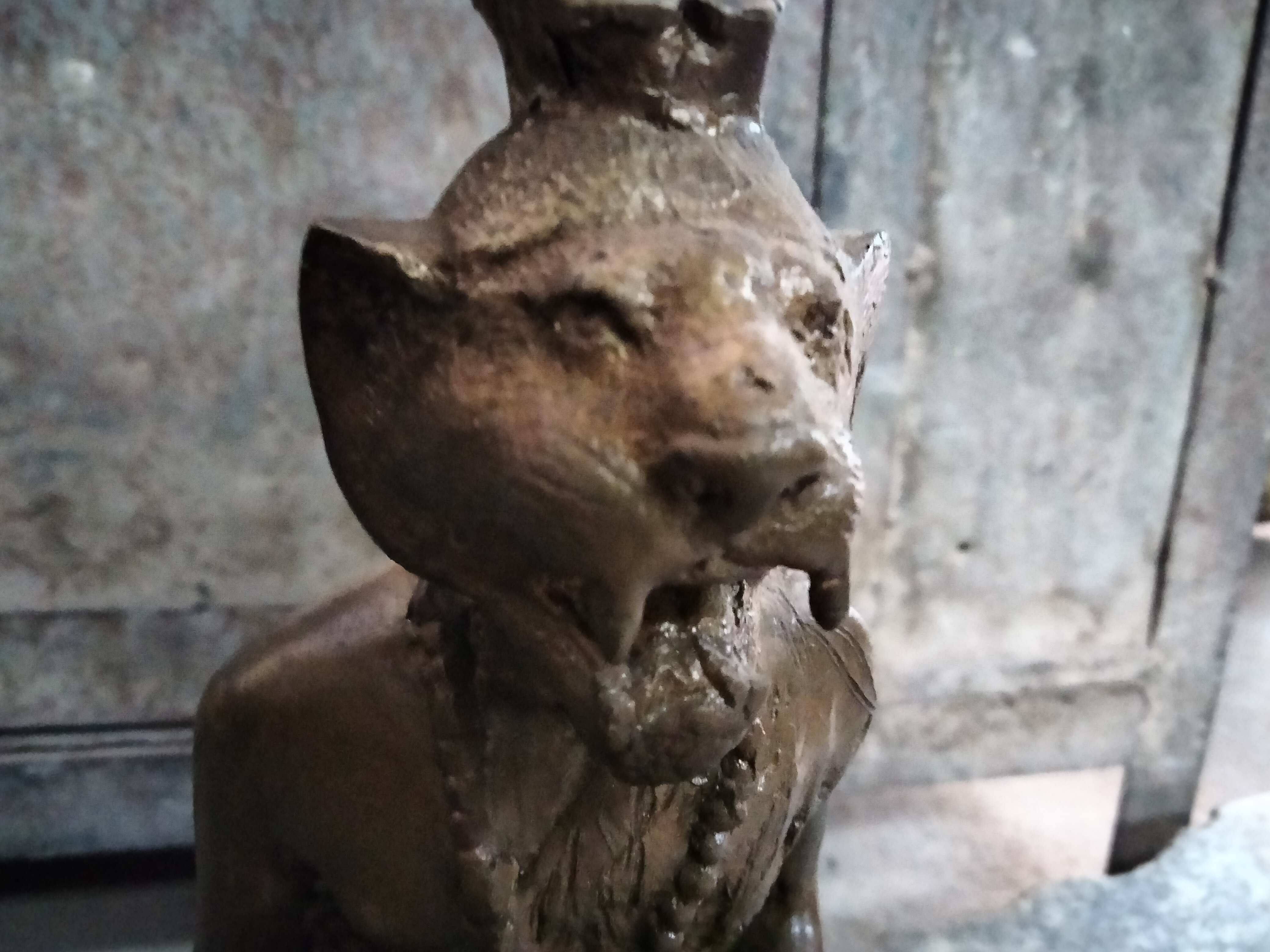 ปู่เจ้าสมิงพราย รูปหล่อทองเหลือง ปางนั่งขัดสมาธิ