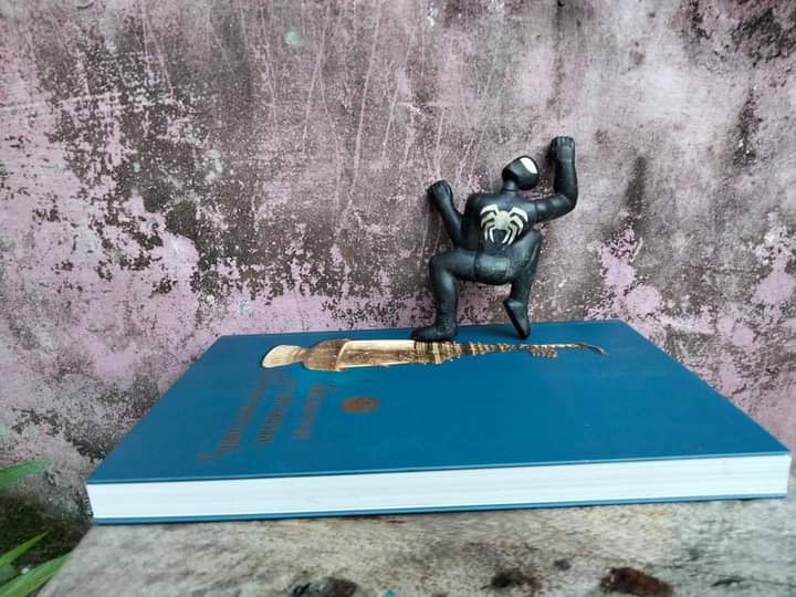 อันเนื่องมาจากประวัติศาสตร์และโบราณราชเพณี