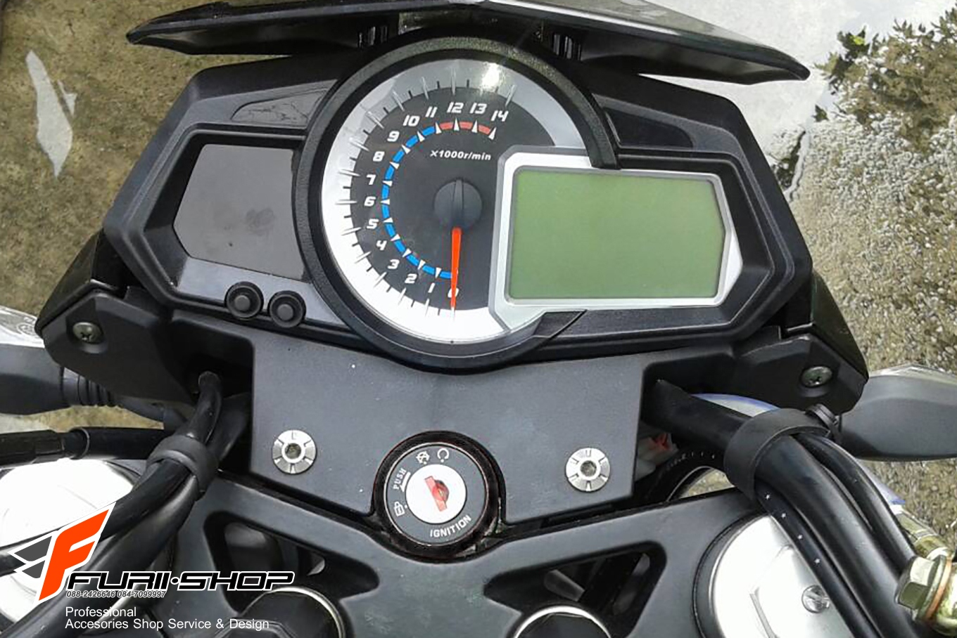 ครอบสวิตกุญแจ MOTH สีดำ FOR BENELLI TNT300