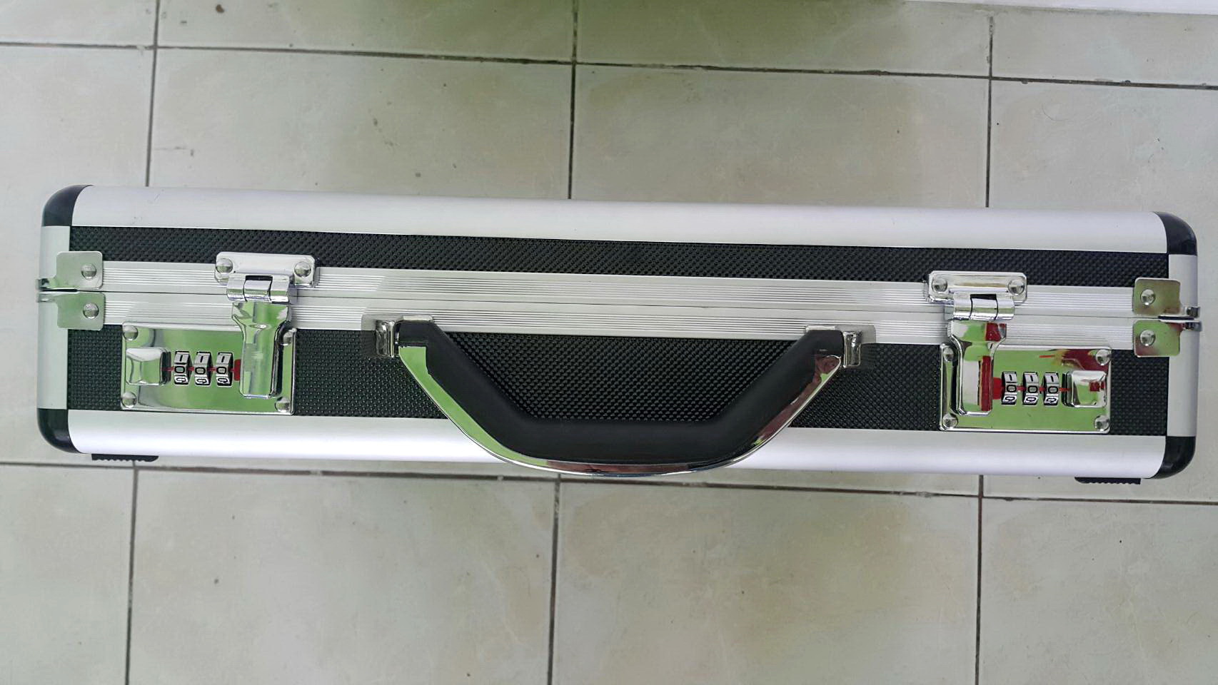กระเป๋าอลูมิเนียม 33x45x10