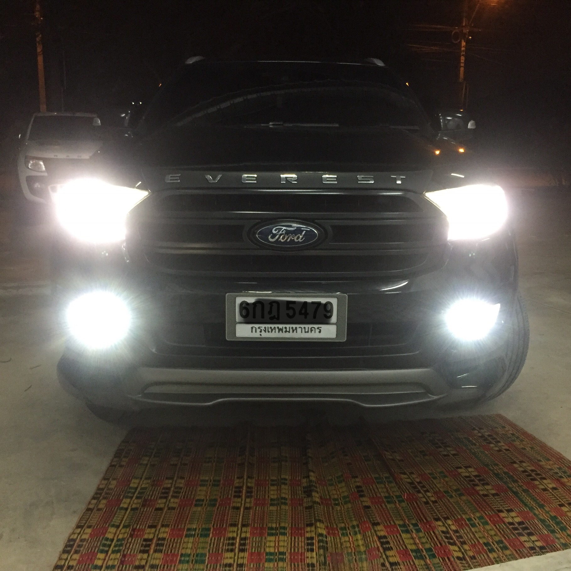 หลอดไฟตัดหมอก LED H8 ตรงรุ่น Everest