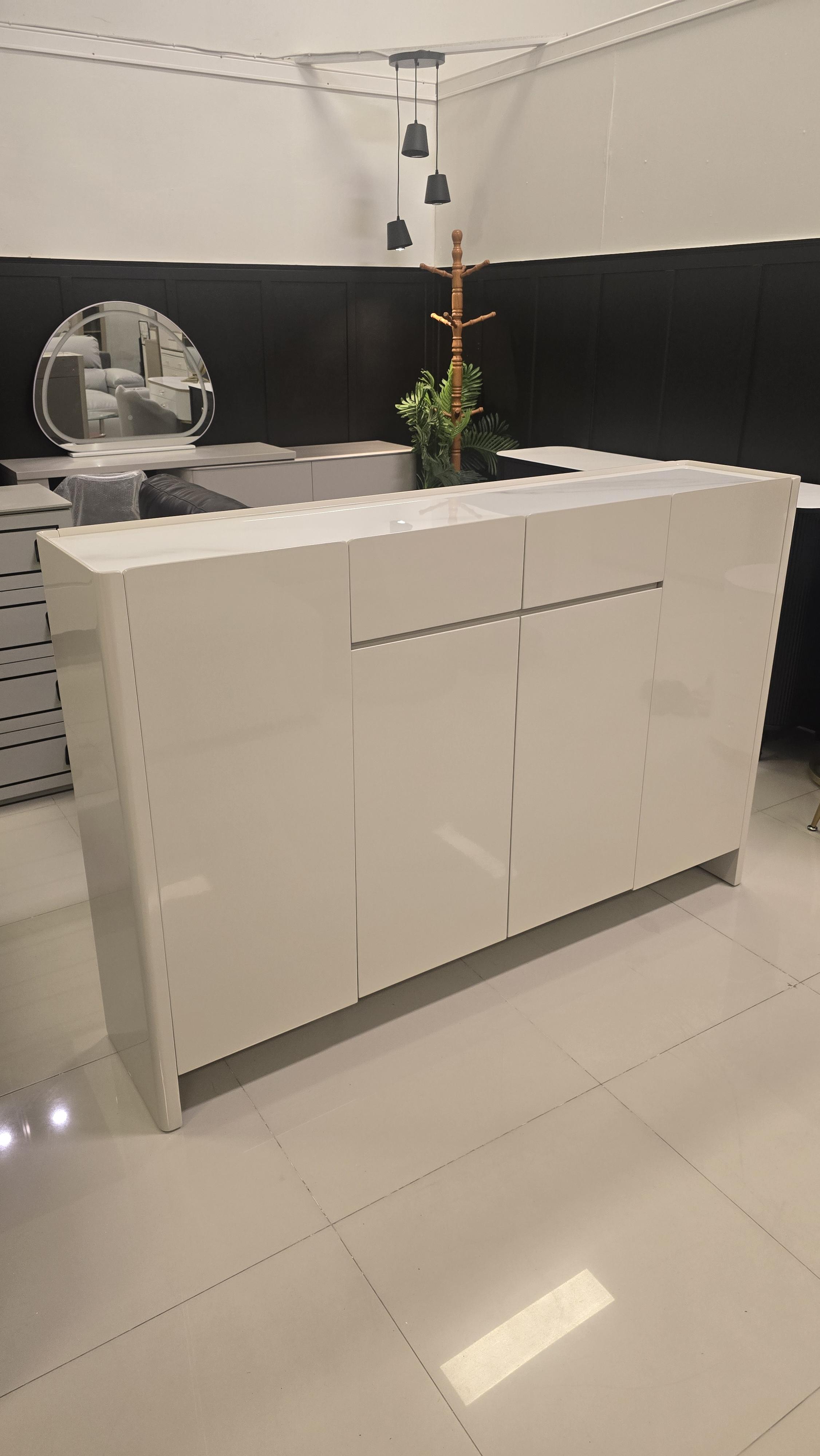 ตู้อเนกประสงค์ รุ่น Glowy MP 160 ซม.