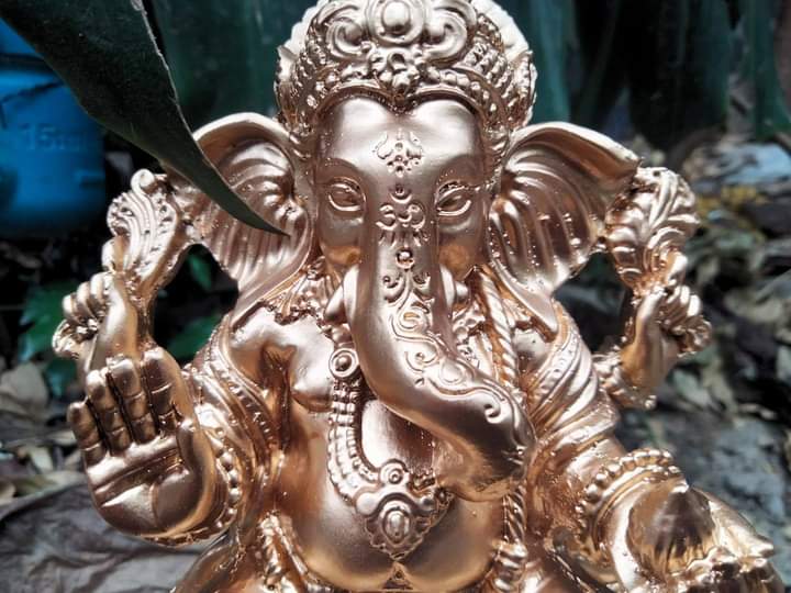 พระพิฆเนศ ปางรีนาโมจัน ปางปลดหนี้สร้างทรัพย์ องค์สีทองคำ