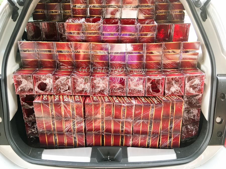 งาน อะคริลิค by GO CREATION