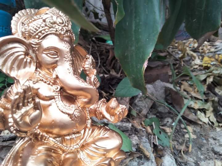 พระพิฆเนศ ปางรีนาโมจัน ปางปลดหนี้สร้างทรัพย์ องค์สีทองคำ