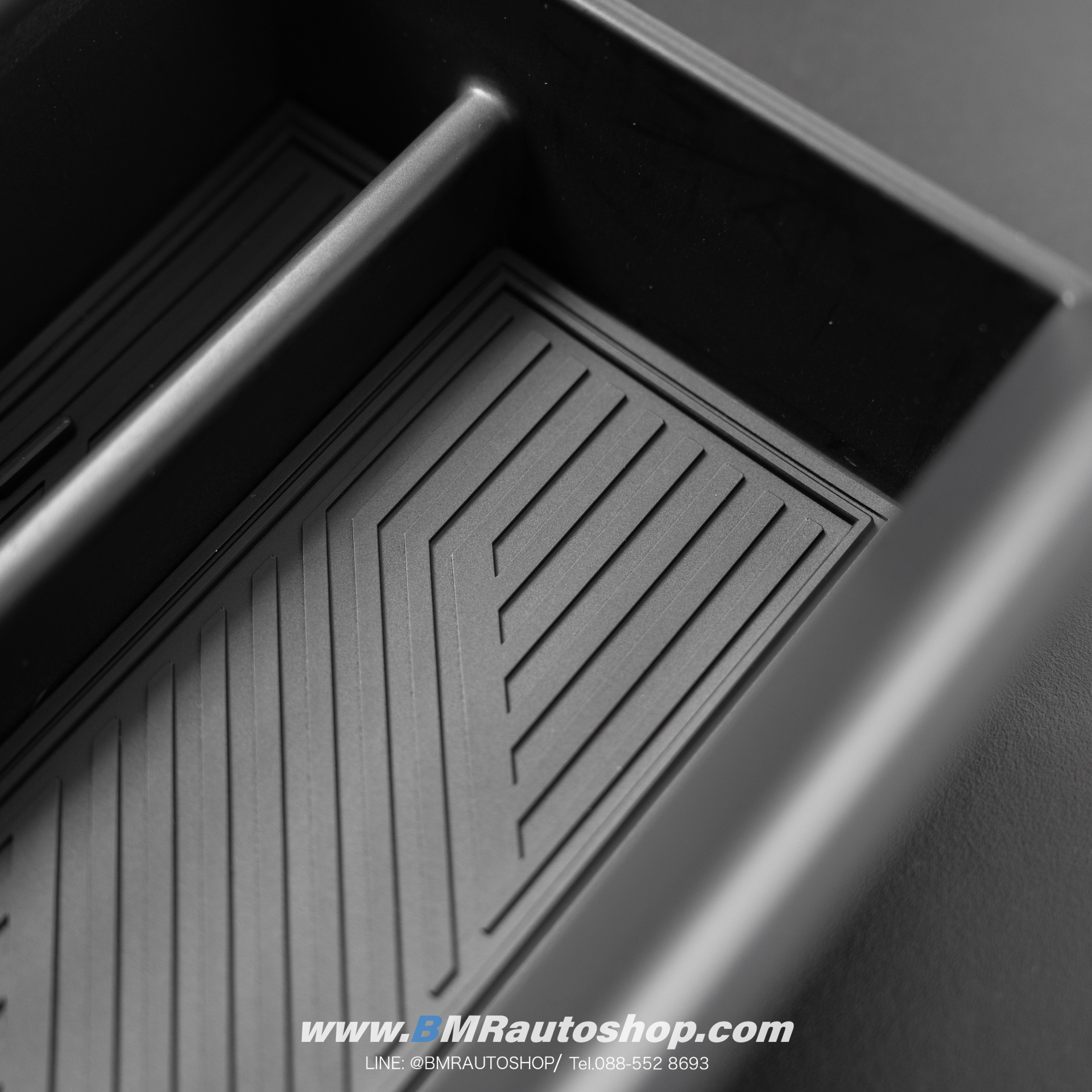 ชั้นวางของเสริม ภายในที่วางแขน BMW 2series F74 รุ่น IN245