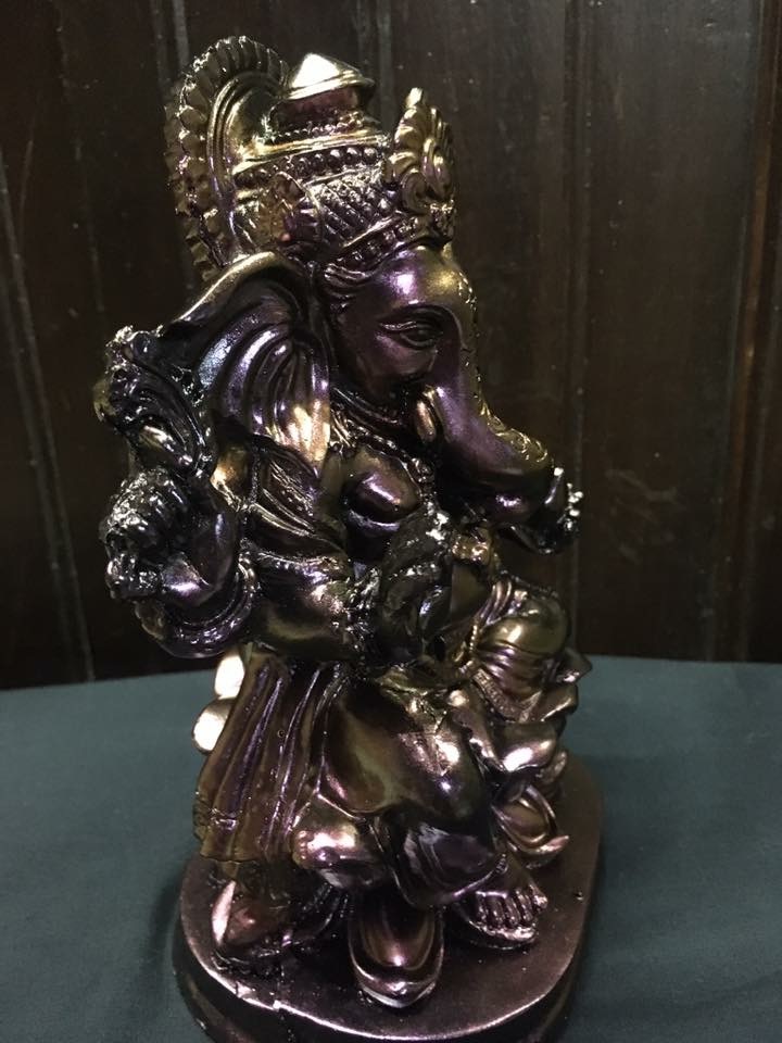 พระพิฆเนศ นั่งบัลลังก์ ประทานพร องค์เล็ก สีม่วงทอง