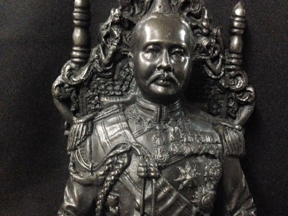 รูปหล่อทองเหลือง รัชกาลที่5