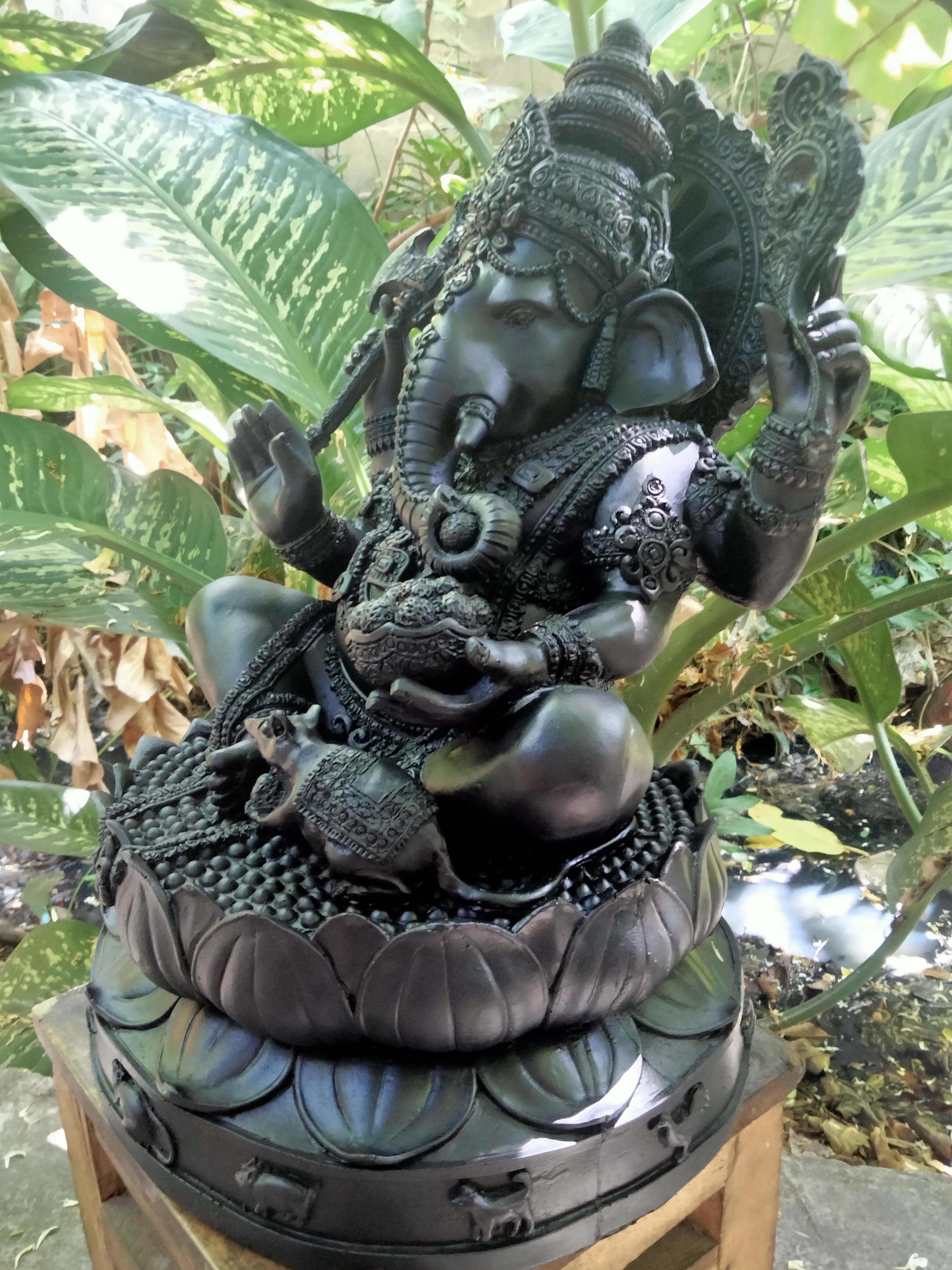 พระพิฆเนศองค์ดำ ราหู เหมาะสำหรับผู้เกิดวันพุธกลางคืนเป็นที่สุด....!!