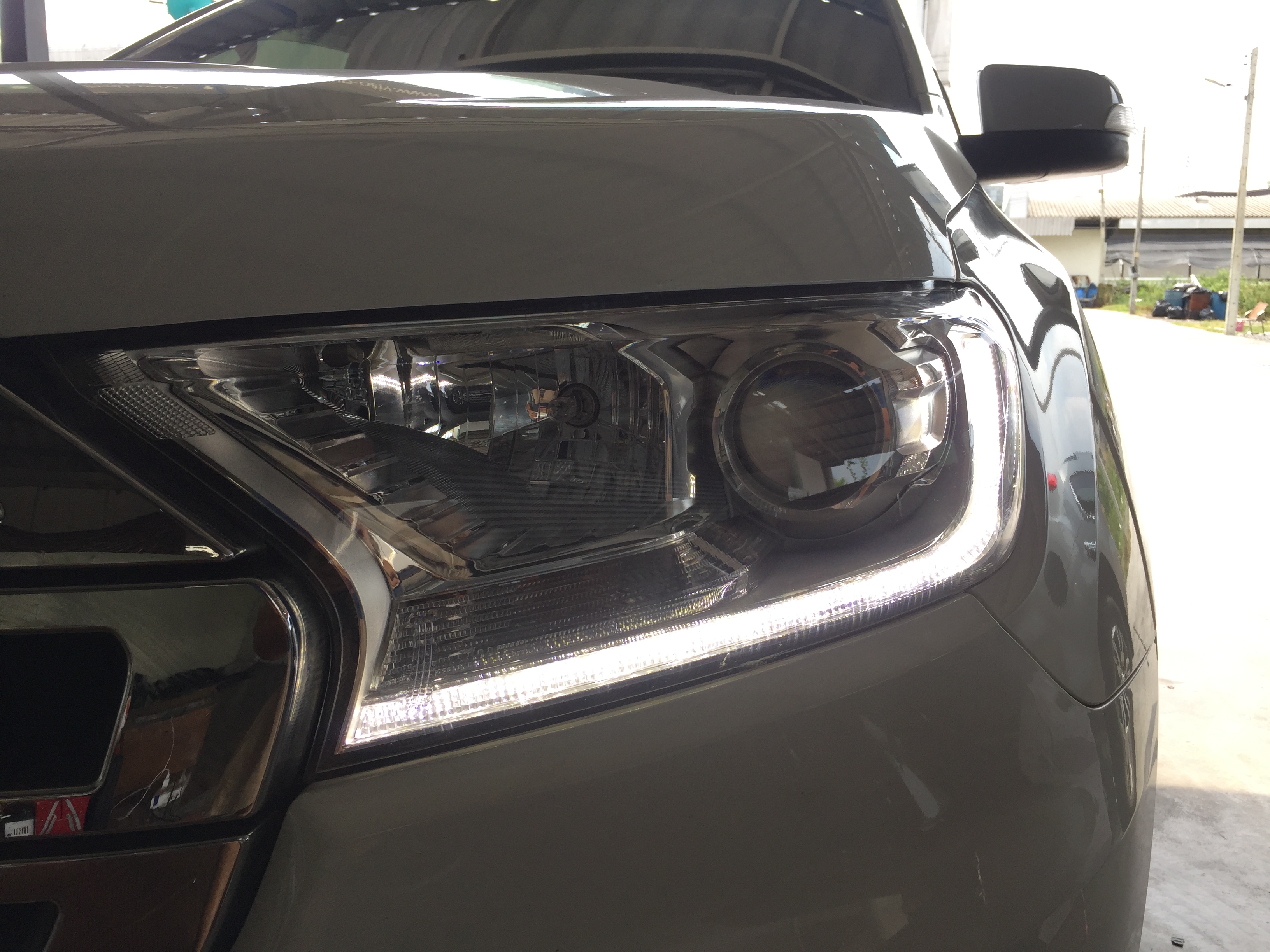 อัพเกรด DRL Everest / Ranger
