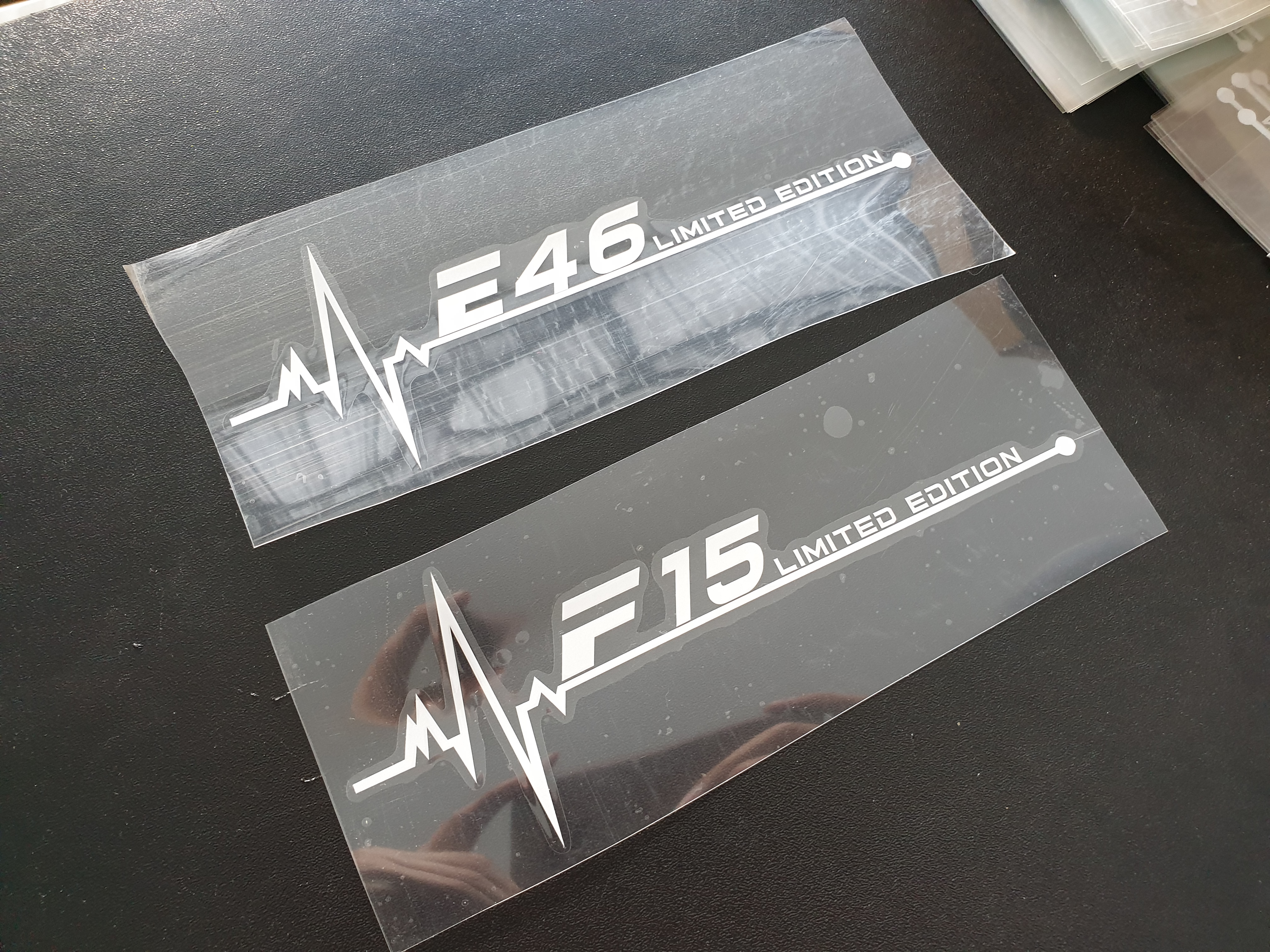 สติ๊กเกอร์ "รหัสรุ่นรถ Limited Edition" ติดกระจก มีหลายรุ่น