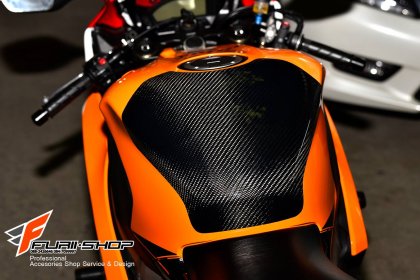 ครอบถังเพรียวเคฟล่า CLEVERWOLF FOR HONDA CBR1000RR