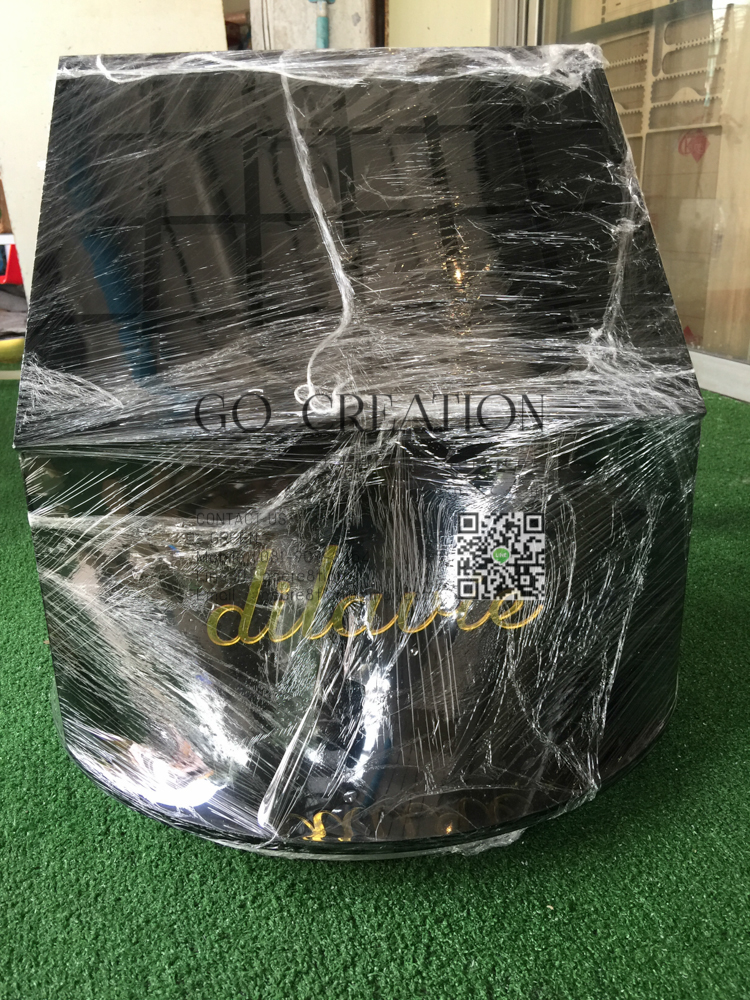 ผลงาน อะคริลิค