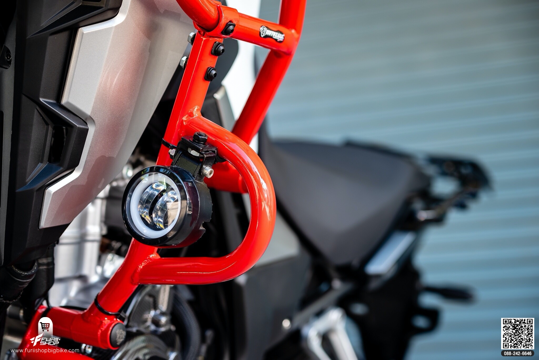 ชุดสปอร์ตไลท์ LED กลม+ชุดสาย,สวิตซ์ MOTOZAAA FOR CB500X