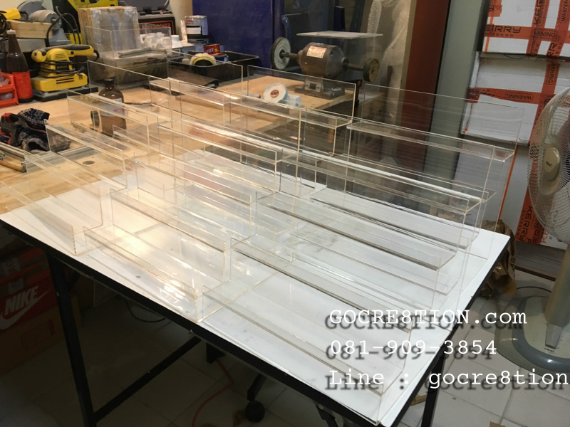 งาน อะคริลิค by GOCRE8TION.com