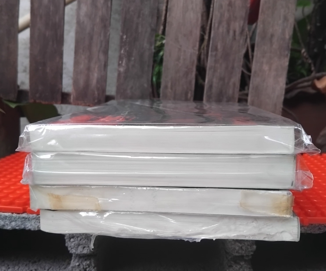 โรงเรียนพิศวง Darkmoon Stamina โดย Wadoiji 4 เล่มจบ หายากครับ สภาพเทียบมือ1