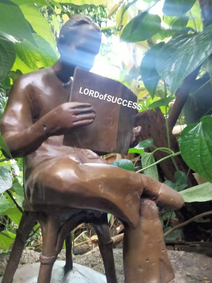 องค์หล่อทองเหลืองรัชกาลที่ 5 ทรงหนังสือ สูง 12 นิ้ว ปางหายากมาก