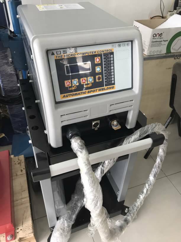 เครื่องเชื่อมกระตุก ST-5000 ระบบอินเวอร์เตอร์