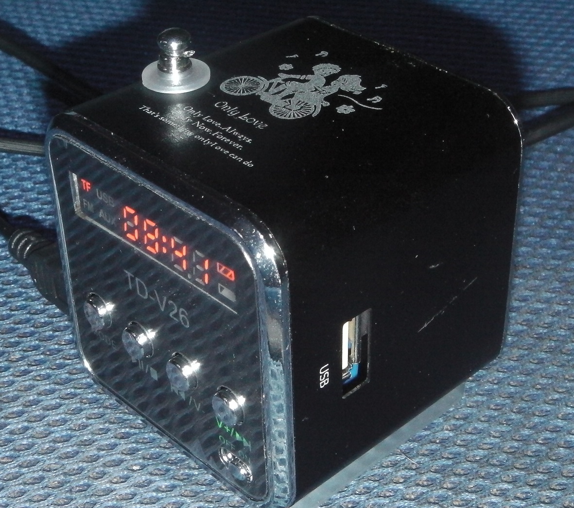 ลำโพงพกพาเล็กสีดำ-วิทยุFM รองรับMini SD card-เล่นเพลงMP3/Portable Mini Speaker FM Radio Support TF card and U disk Black