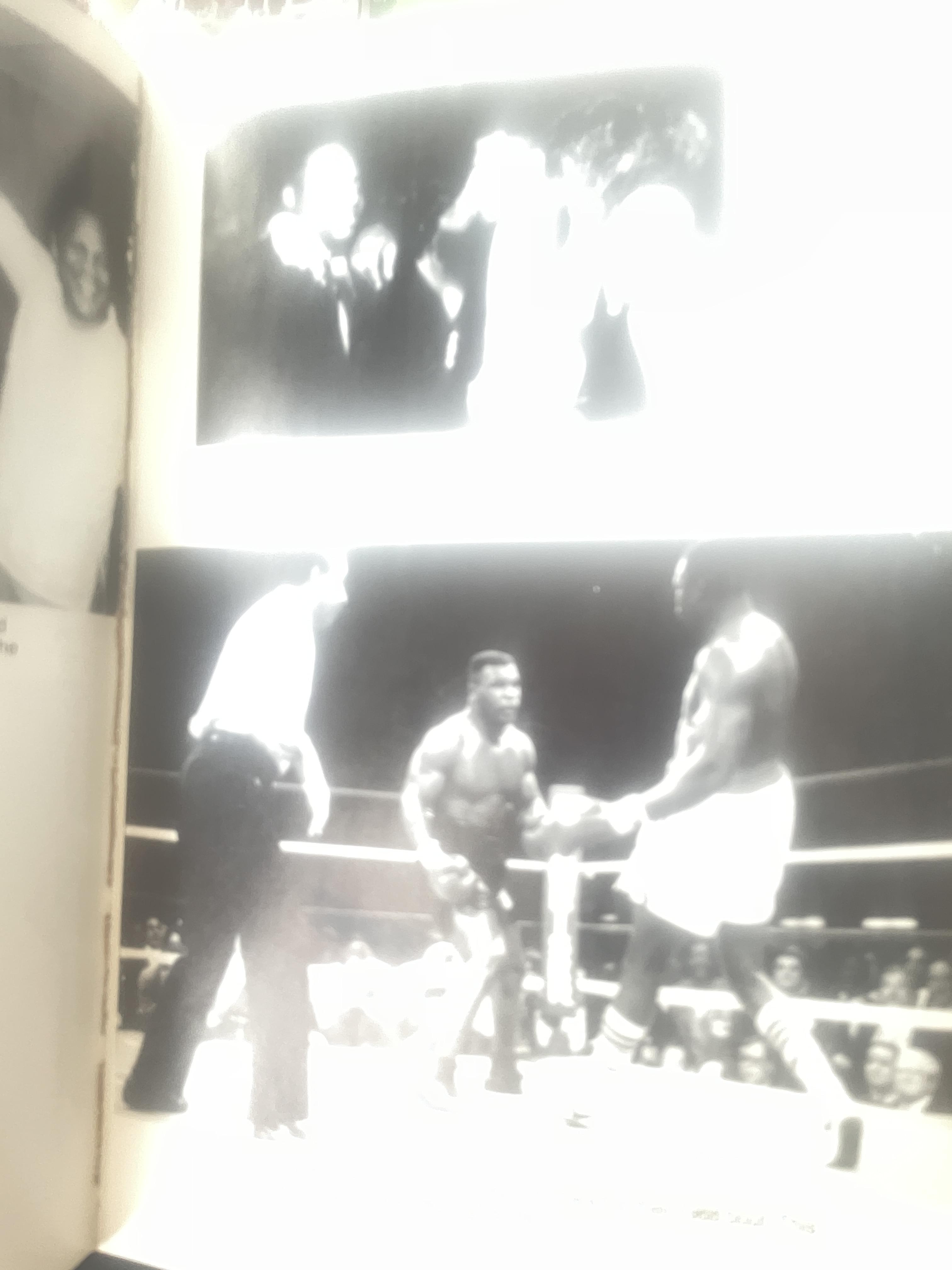 MIKE TYSON. FIREFEAR. The Inside Story of Mike Tyson. ผู้เขียน Jose Torres 3,300 กรัม