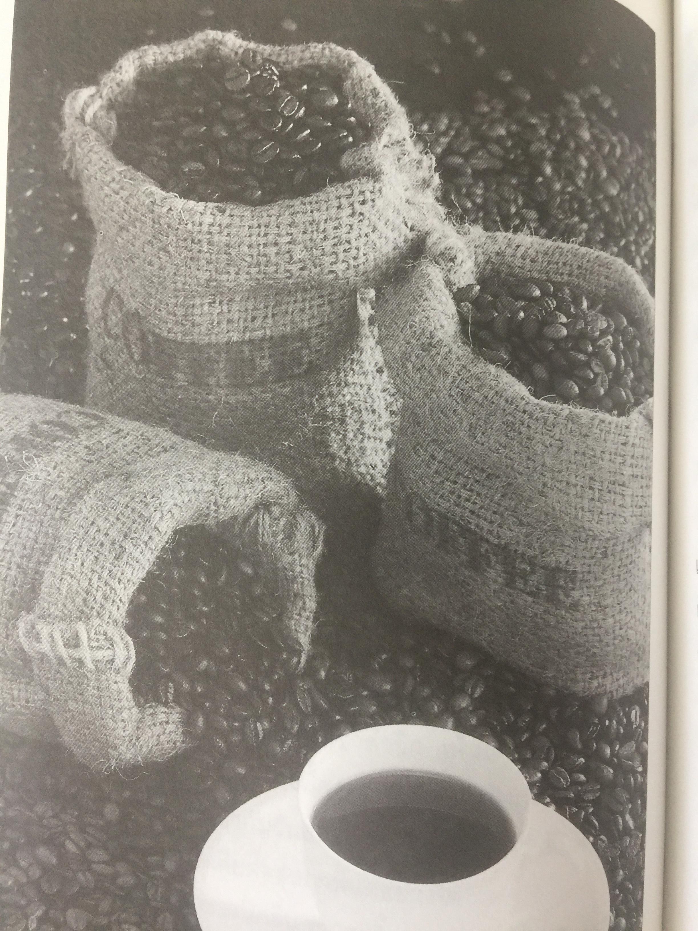 รู้ที่มา อาหารอร่อย ความรู้พาให้โอชารส. ผู้เขียน ทวีทอง หงษ์วิวัฒน์ 0 กก.