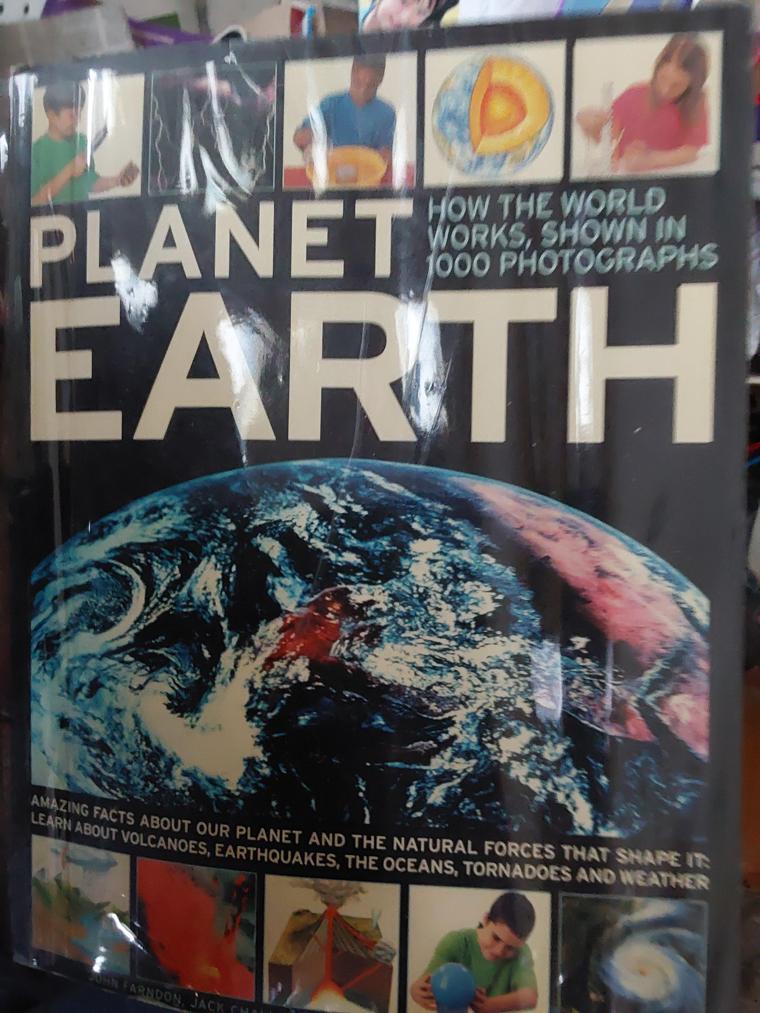 PLANET. EARTH how the world works shown in 1000 photographs 7 กก.