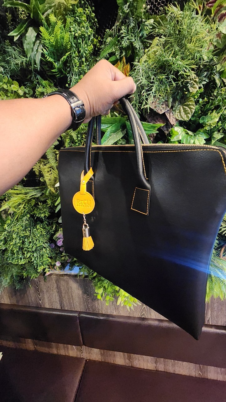 Luxury Folder Bag กระเป๋าเอกสาร กระเป๋าโน๊ตบุ๊ค สุดหรู สำหรับพกพา ของพรีเมี่ยม ของที่ระลึก