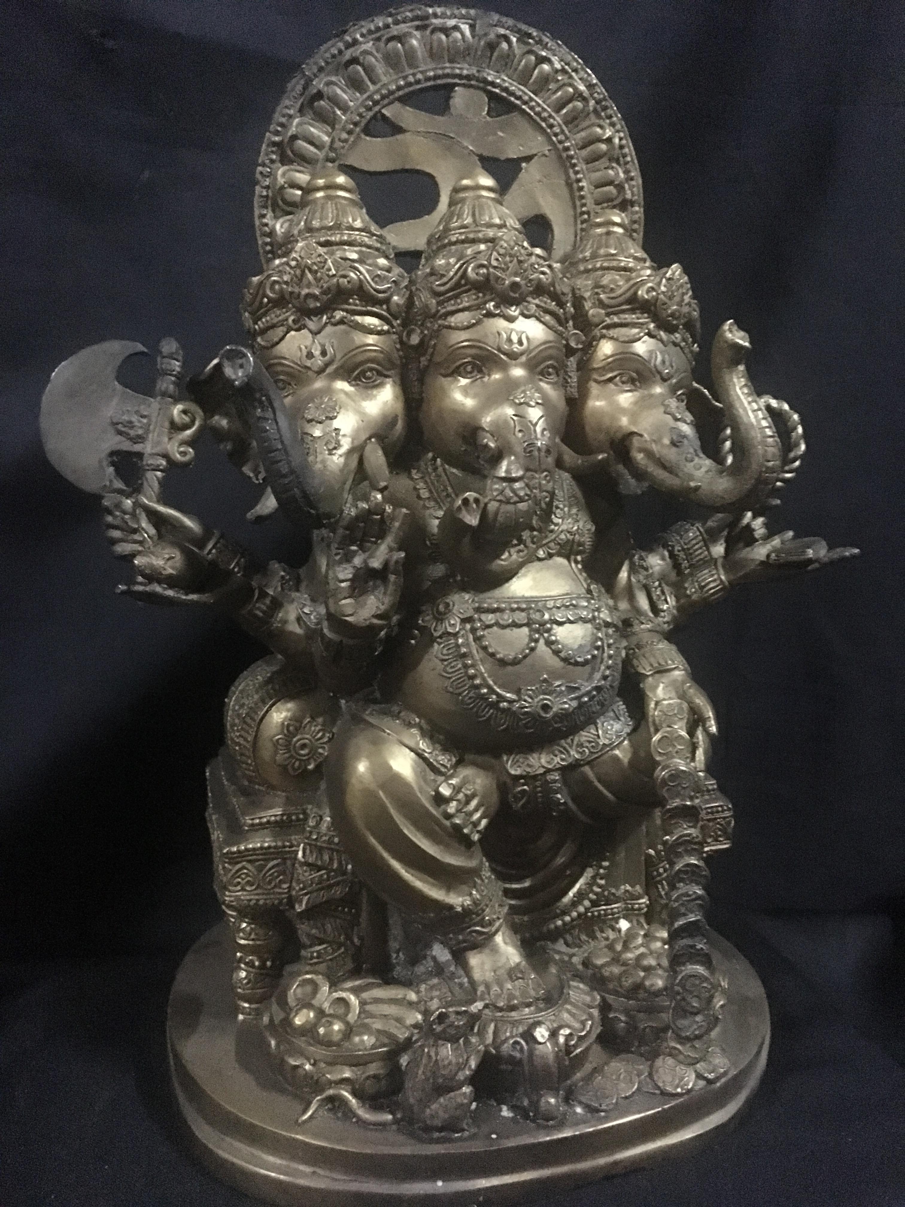 พระตรีมุข คณปติ พระพิฆเนศสามเศียร ทองเหลือง ขนาด 11 นิ้ว