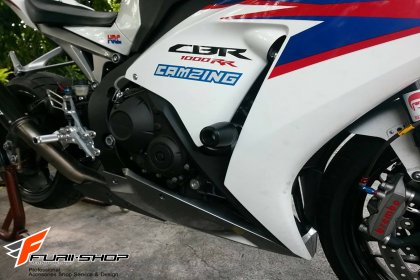 กันล้มข้างไม่เจาะแฟริ่ง MOTH FOR HONDA CBR1000RR