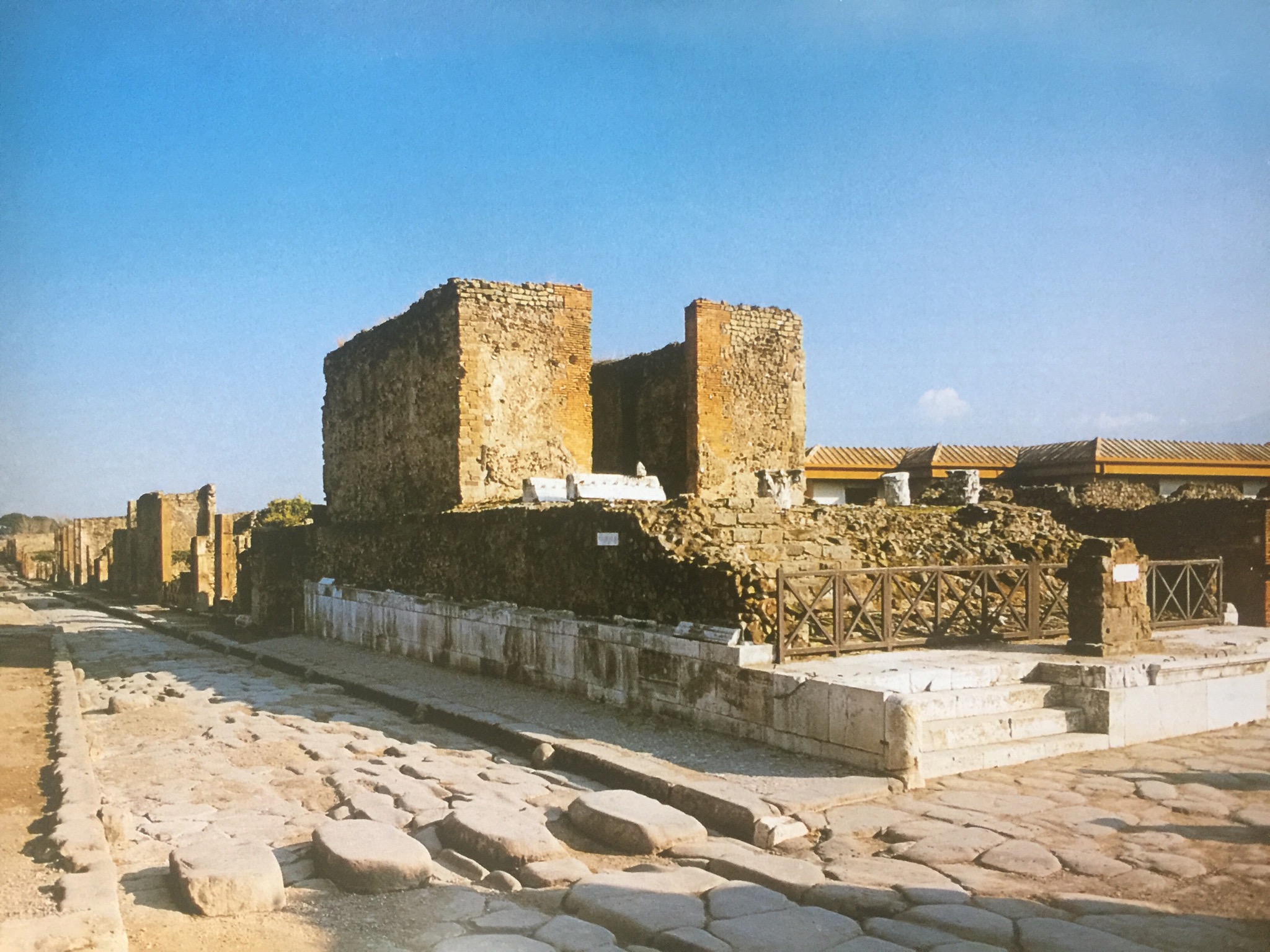 POMPEII. Guide to the excavations. Pompeii. with transparent overlays of archaeological sites แถม DVD จำรวน 1 แผ่น 0 กก.