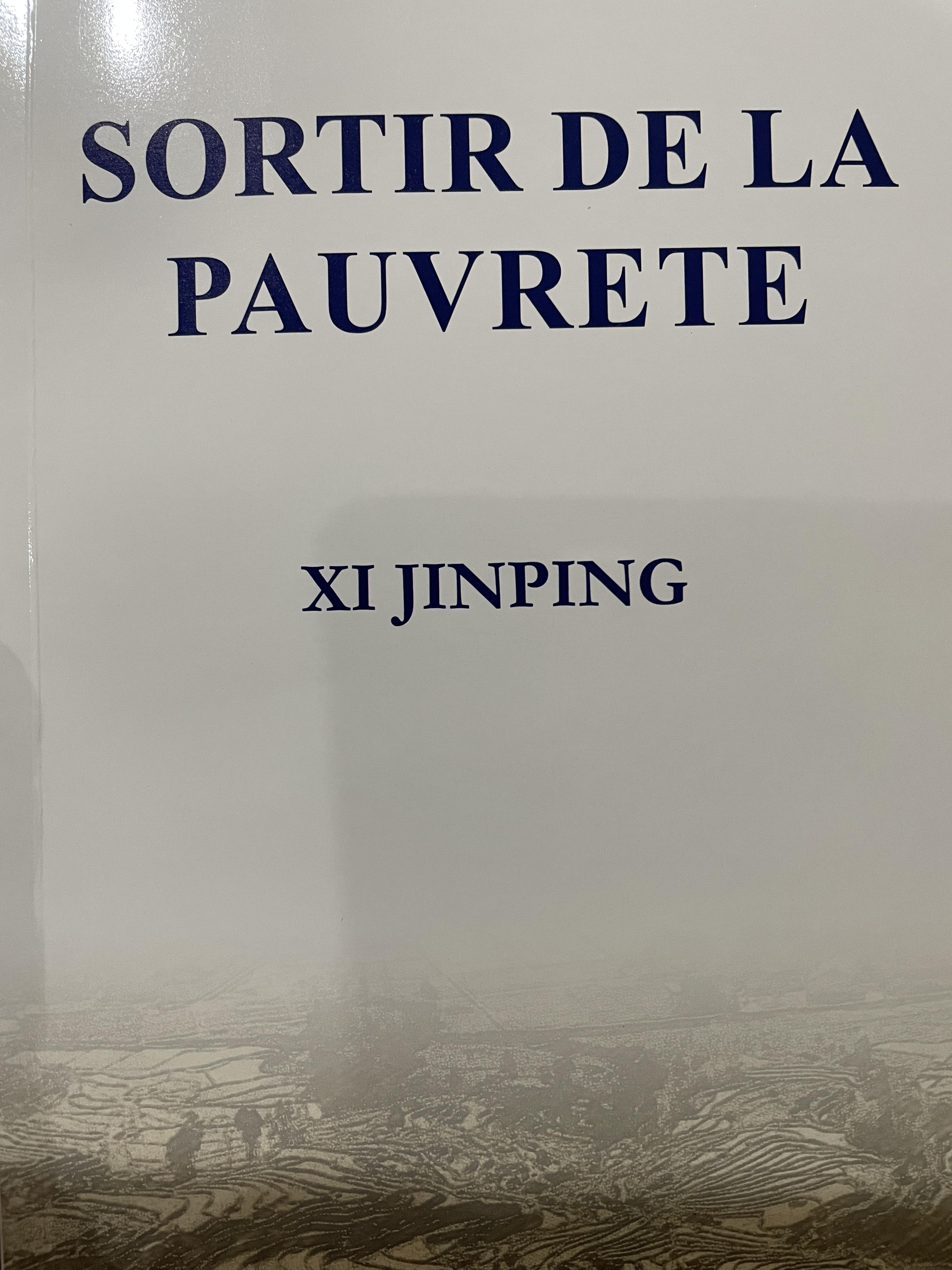 SORTIR DE. LA PAUVRETE. XI. JINPING 0 กก.