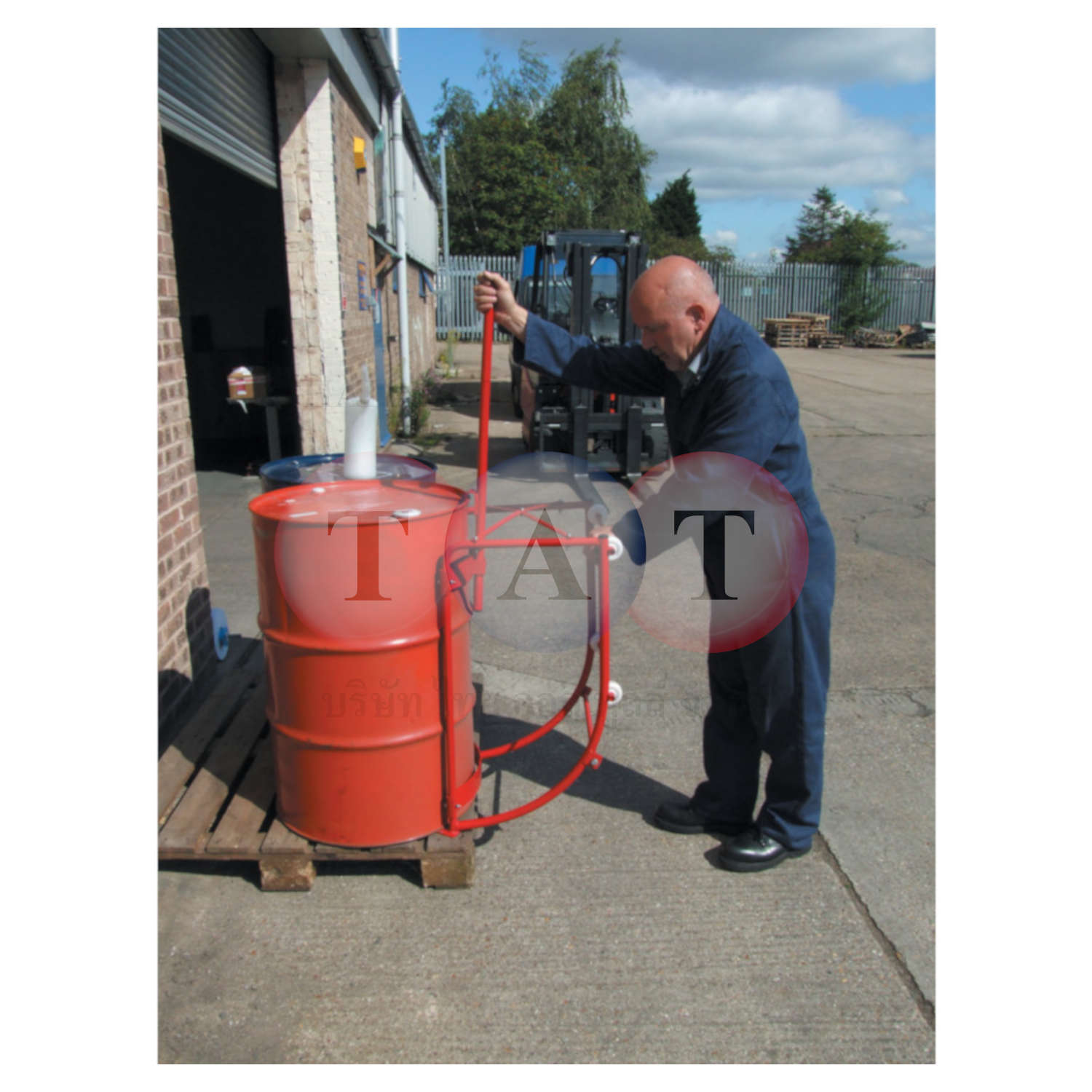 Kennedy.205 Litre Tilting Drum Cradle