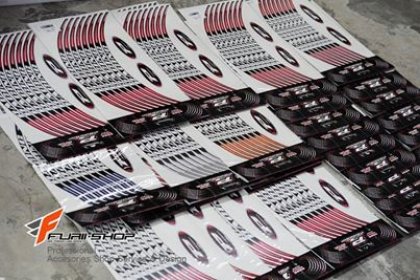 สติ้กเกอร์ขอบล้อ progrip ลาย racing