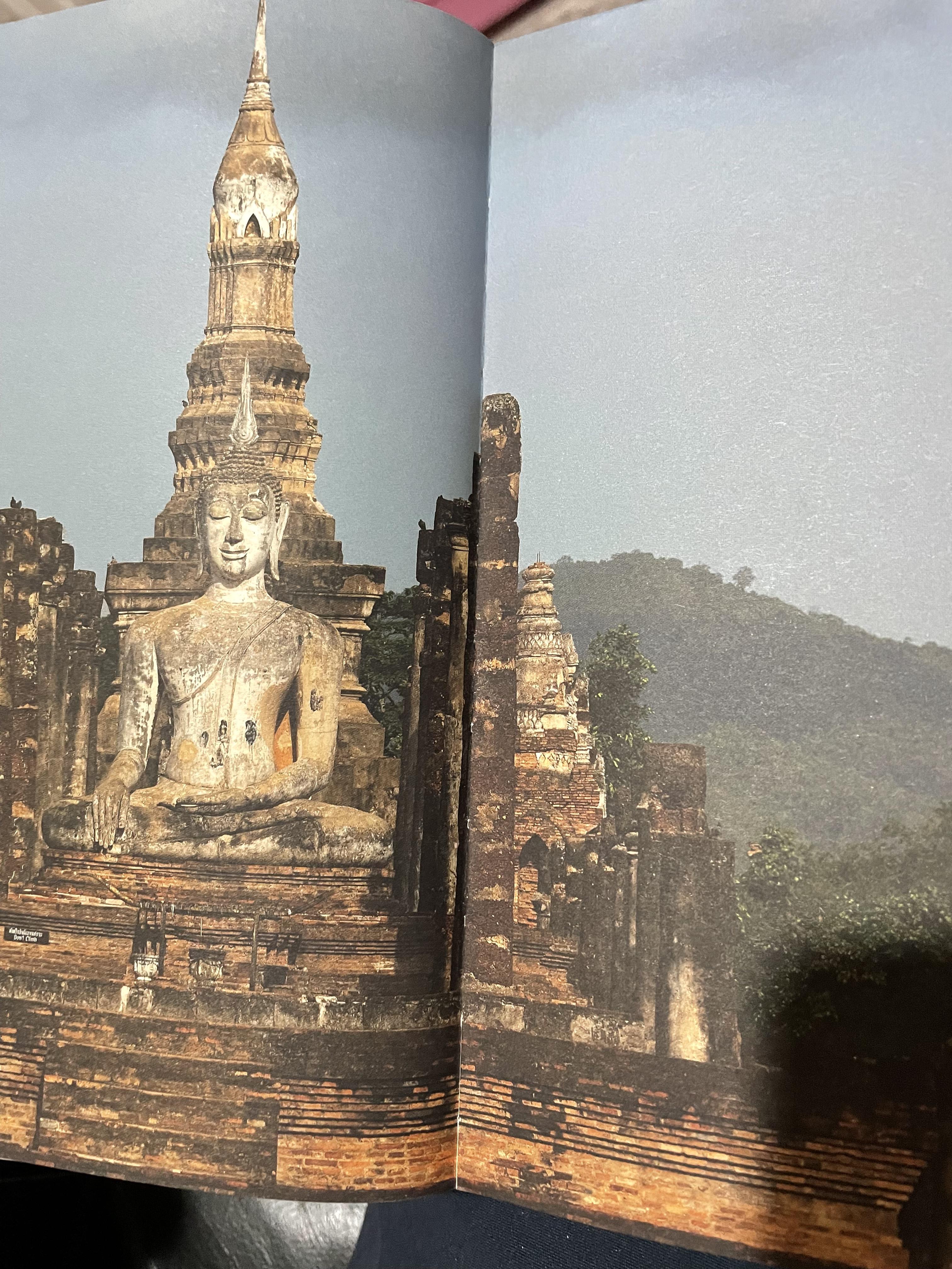 AN.ILLUSTRATED. HISTORY OF THAILAND ผู้เขียน JOHN HOSKIN. 5 กก.