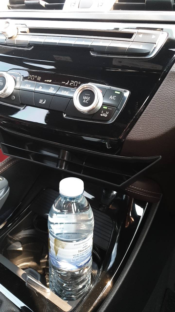 ที่เก็บของเอนกประสงค์ติดคอนโซลหน้า BMW X1 F48, X2 F39 IN0124