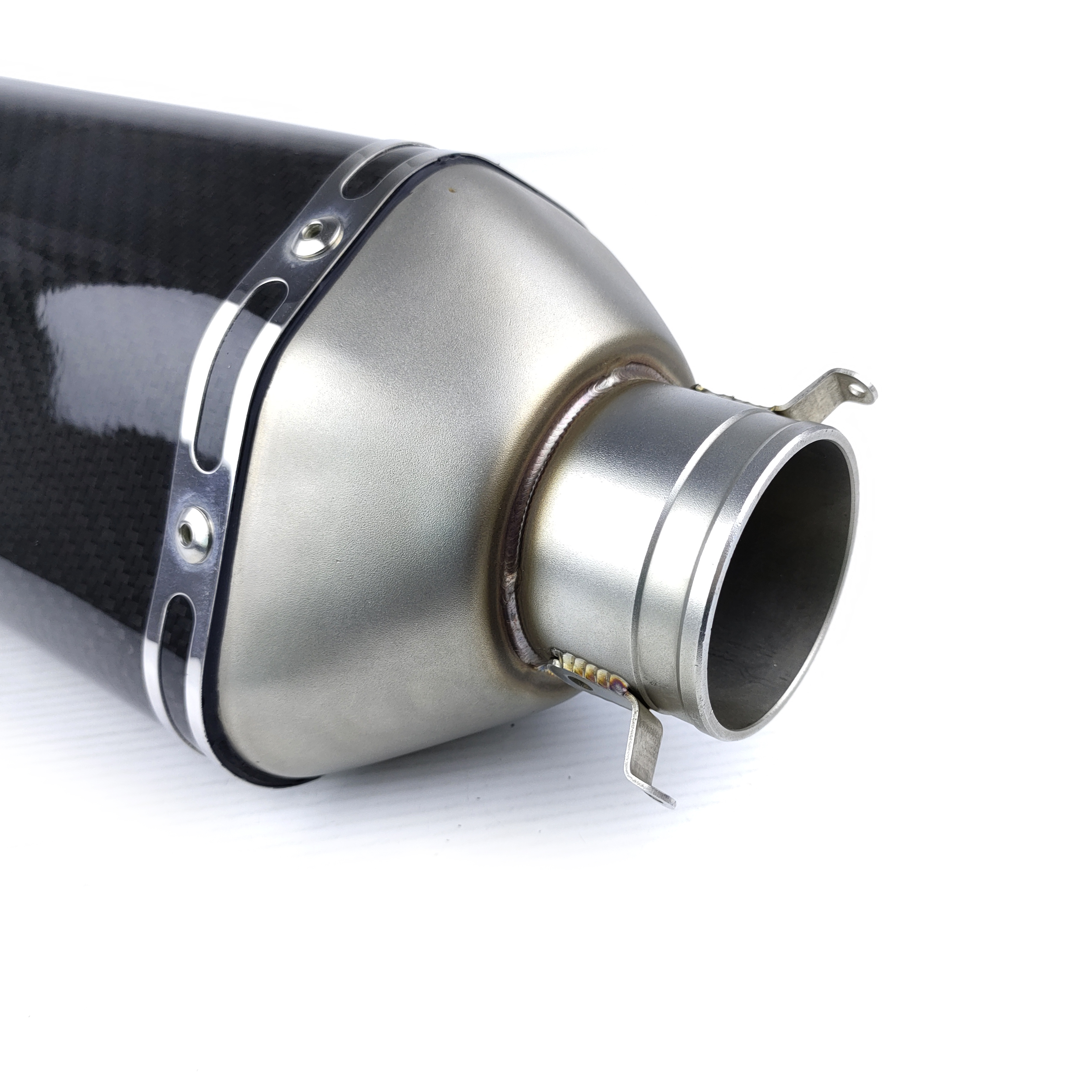 ปลายท่อสูตร ปลายท่อแต่ง Akrapovic สวมคอ 2 นิ้ว ยาว 18 นิ้ว เพียวคาร์บอน