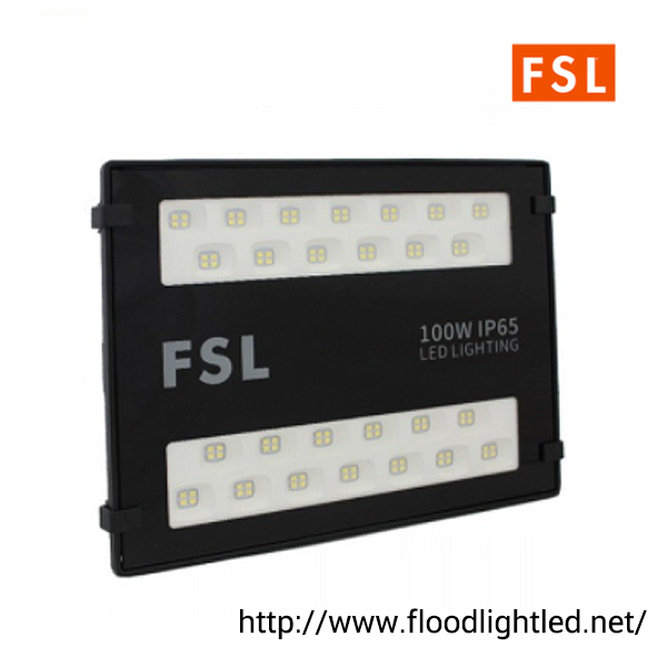 สปอร์ตไลท์ LED 100w ยี่ห้อ FSL (แสงส้ม)