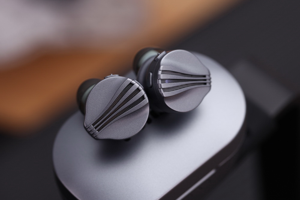 FiiO FW3 หูฟัง TWS พร้อมชิป DAC AK4332 ในตัว ประกันศูนย์ไทย