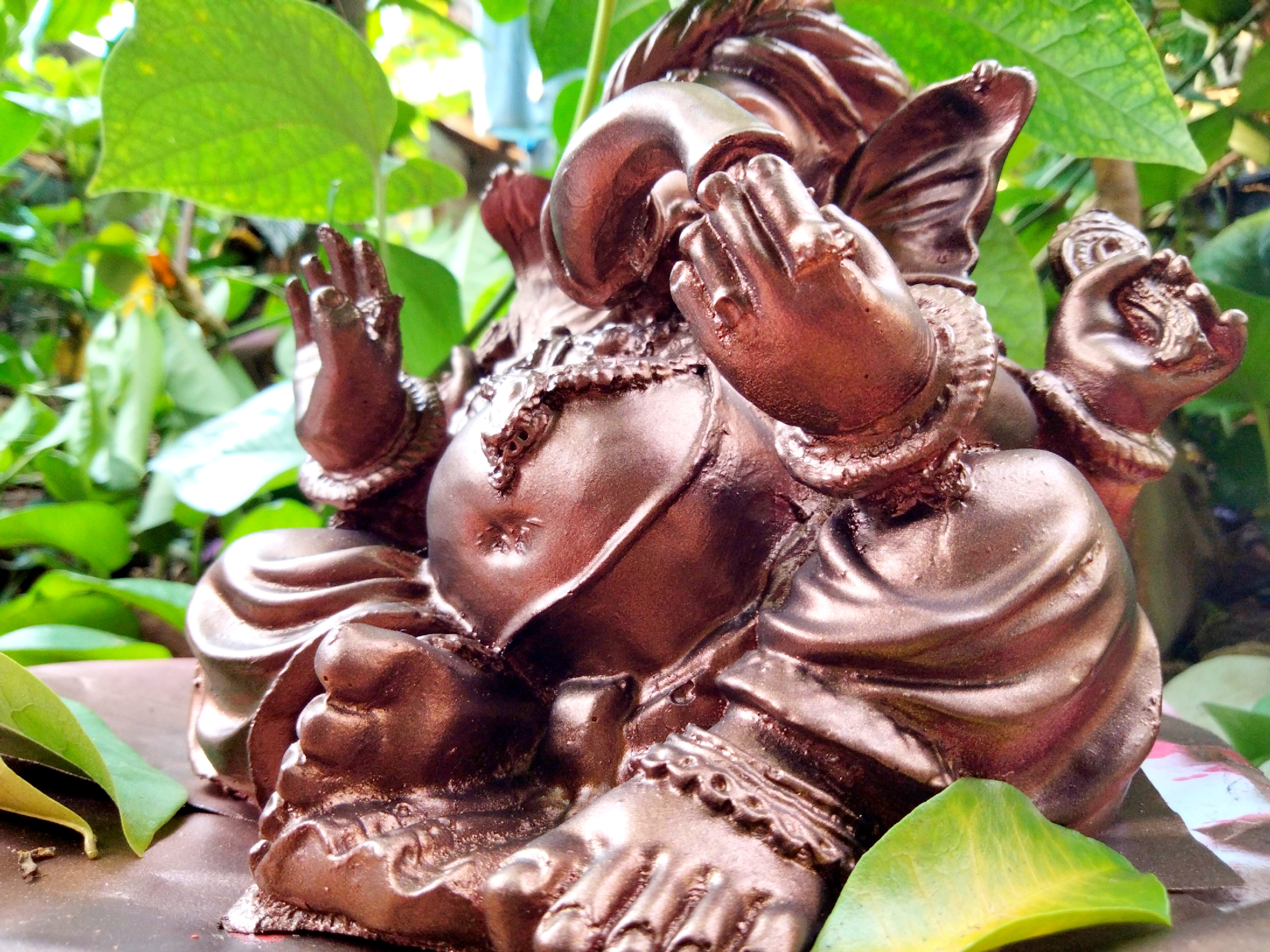 พระพิฆเนศ ปางโพกผ้า ค้าขายรุ่งเรือง โทนสีน้ำตาลเกรงขาม