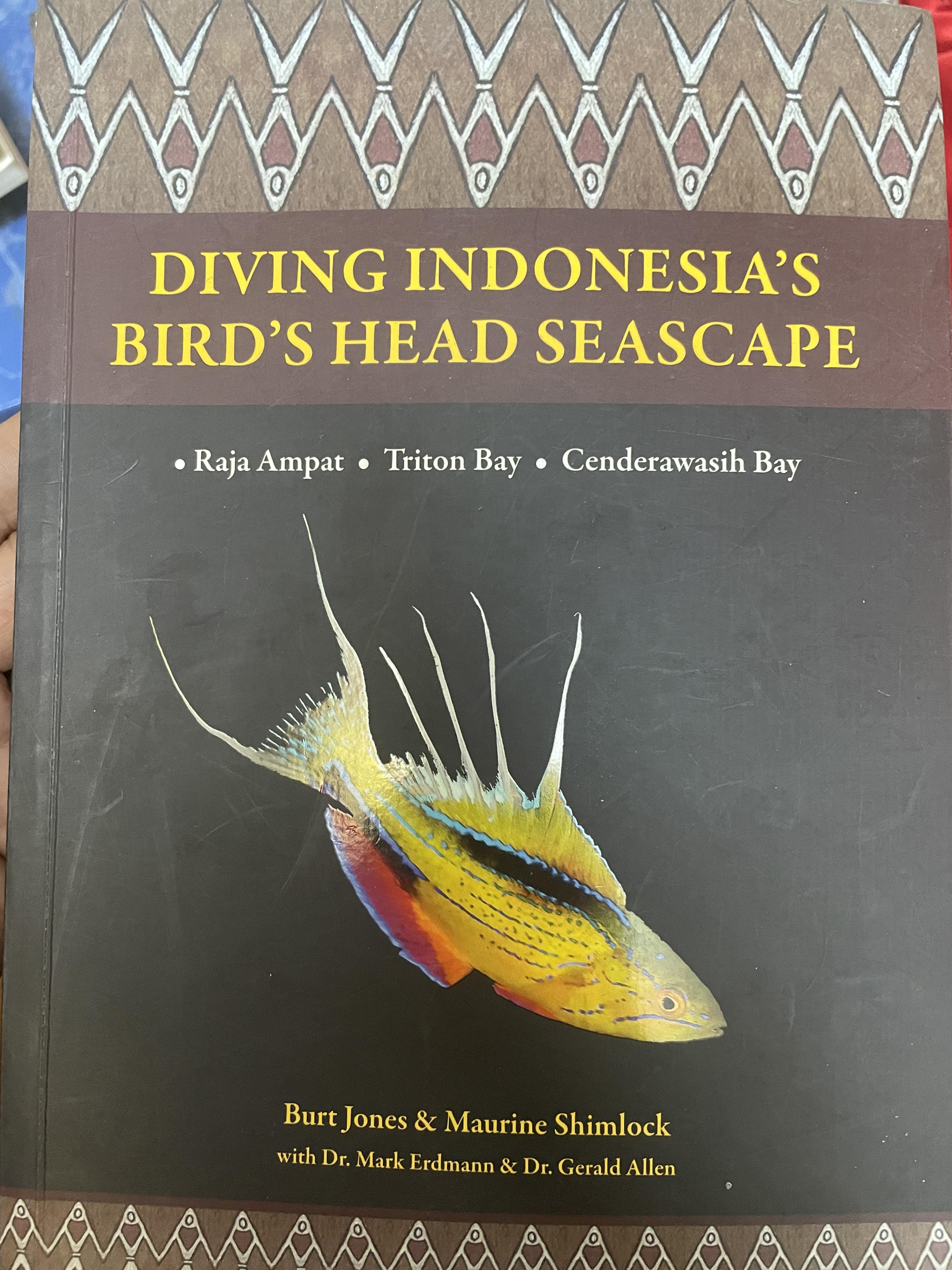 DIVING. INDONESIA ‘S BIRD ‘S HEAD SEASCAPE. 3,200 กรัม