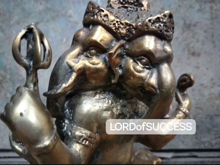 พระพิฆเนศ 3 เศียร ปางประทับเสือ เนื้อทองเหลือง ปางที่พระราชาในอินเดีย นิยมบูชามาก