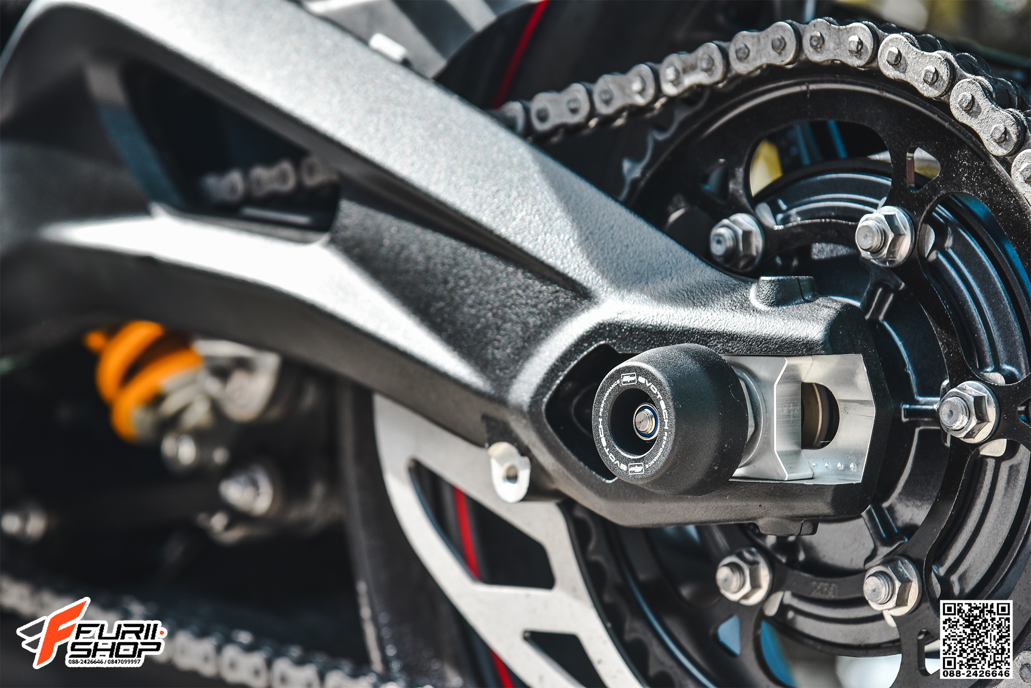 กันล้มล้อหลัง EVOTECH FOR TRIUMPH STREET TRIPLE 765
