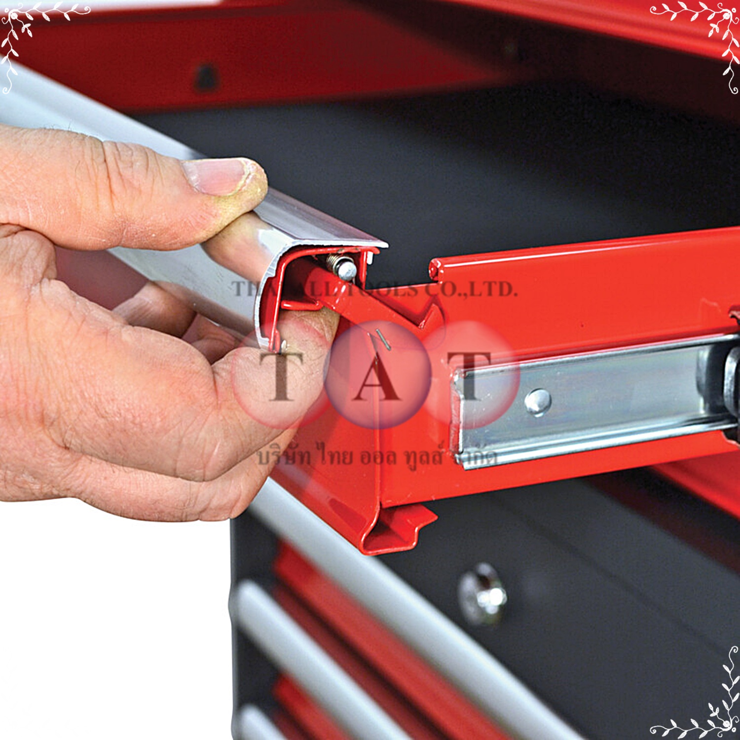 ตู้เครื่องมือช่าง RED-28" 5 DRAWER PROFESSIONAL ROLLER CABINET KENNEDY KEN5942140K