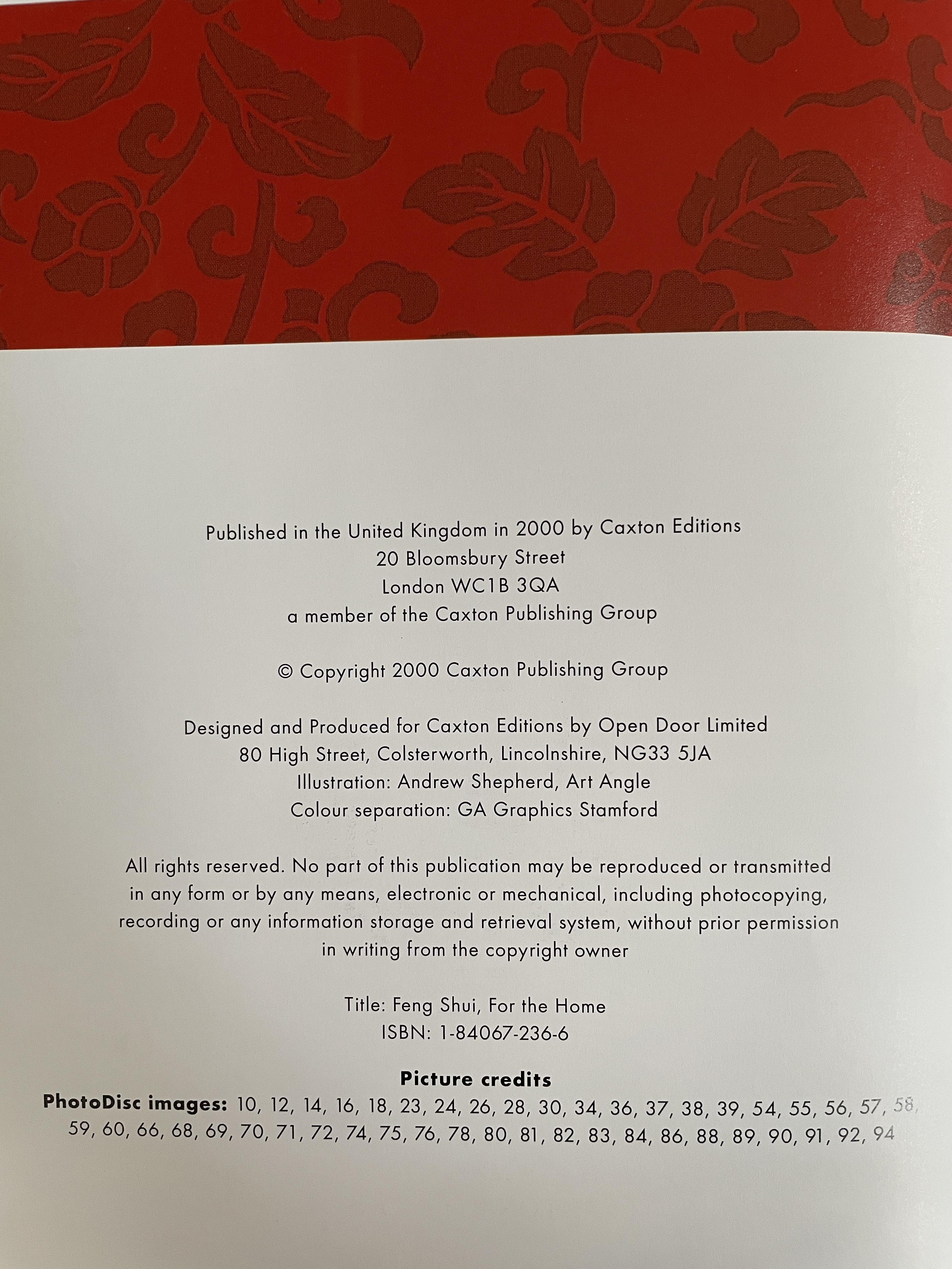 FENG. SHUI. FOR THE HOME. A practical and easy to use guide to the art. feng shui. in the home ผู้เขียน Sasha. Fenton 2 กก.