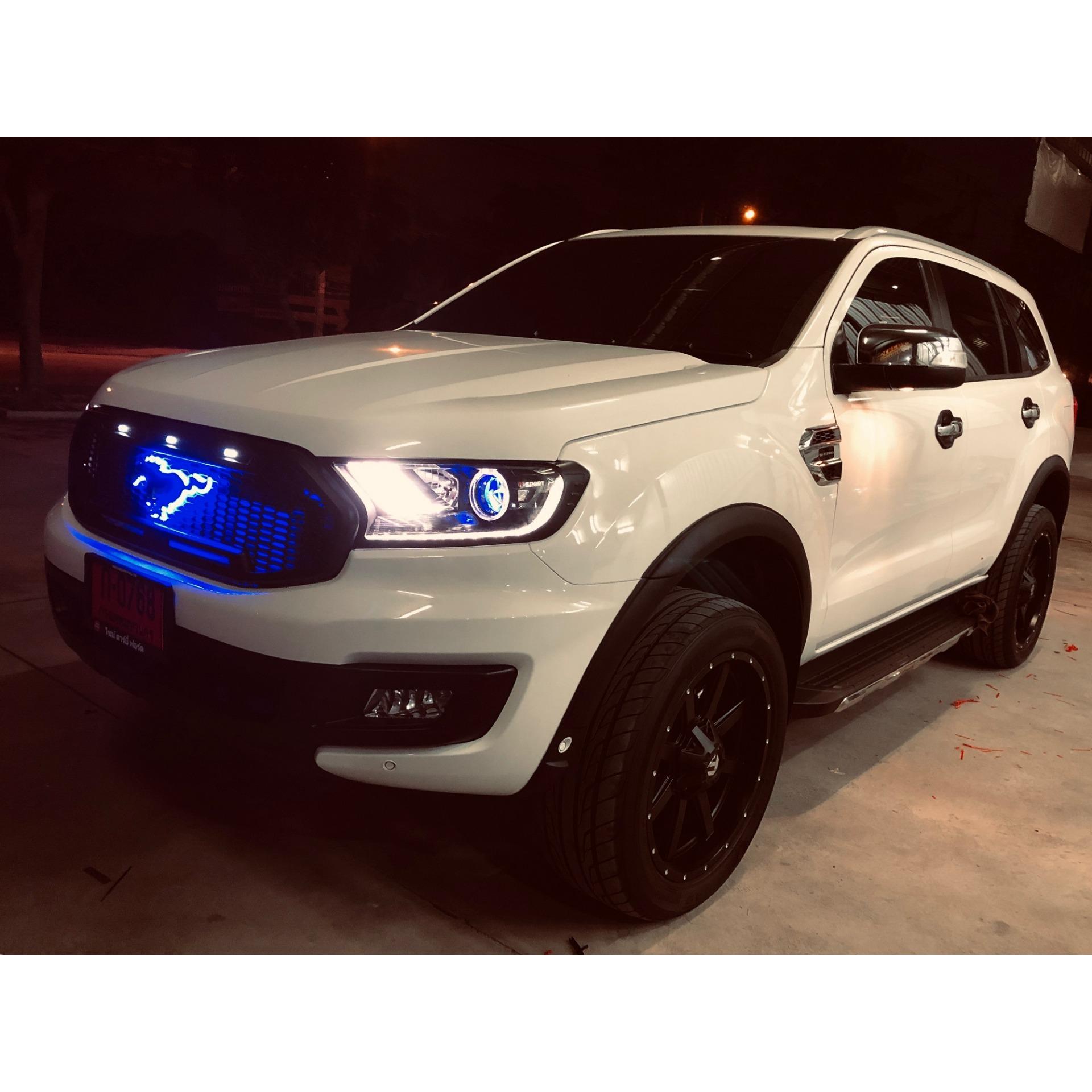 กระจังหน้ามัสแตง Everest 2018 ม้าไฟ LED สีแดง