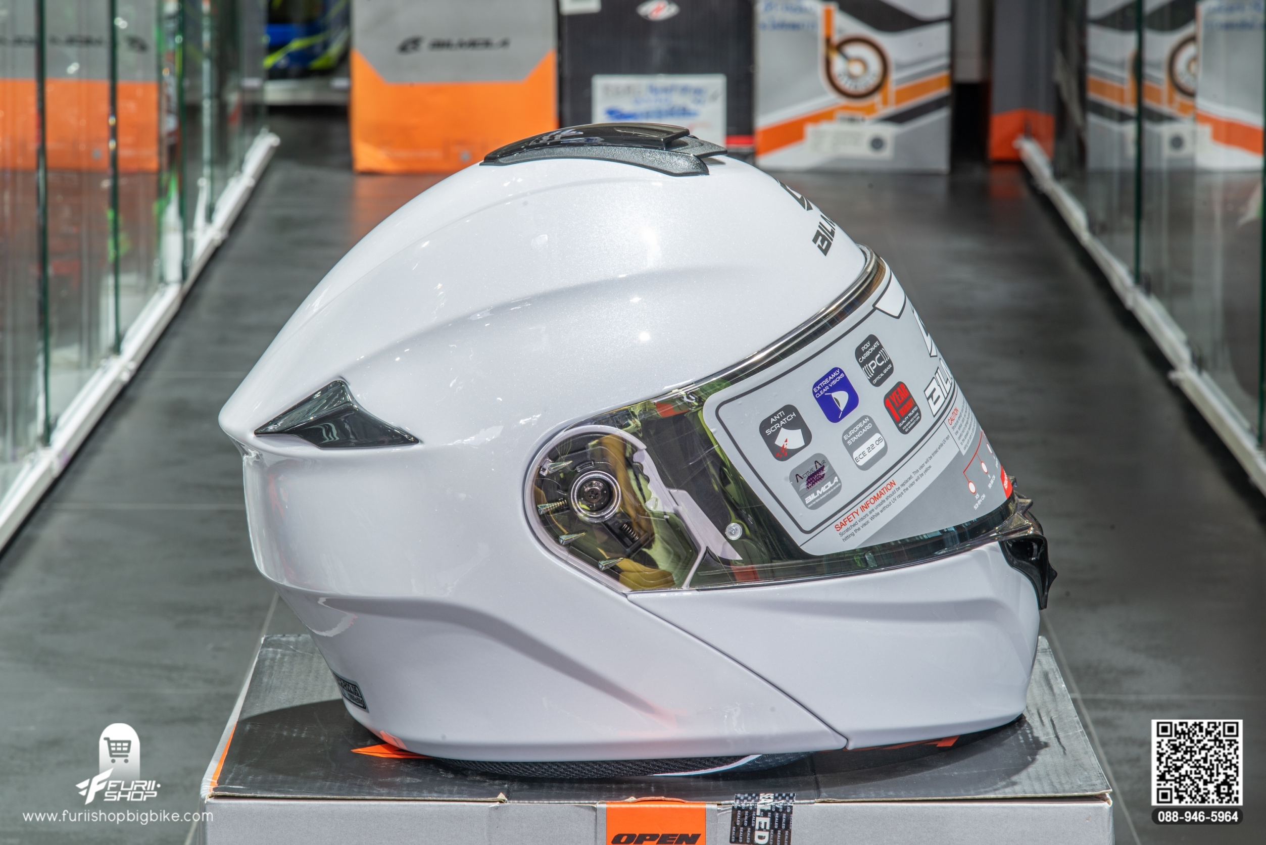 หมวกกันน็อค BIMOLA EXPLORER PLAIN WHITE (GLOSSY)