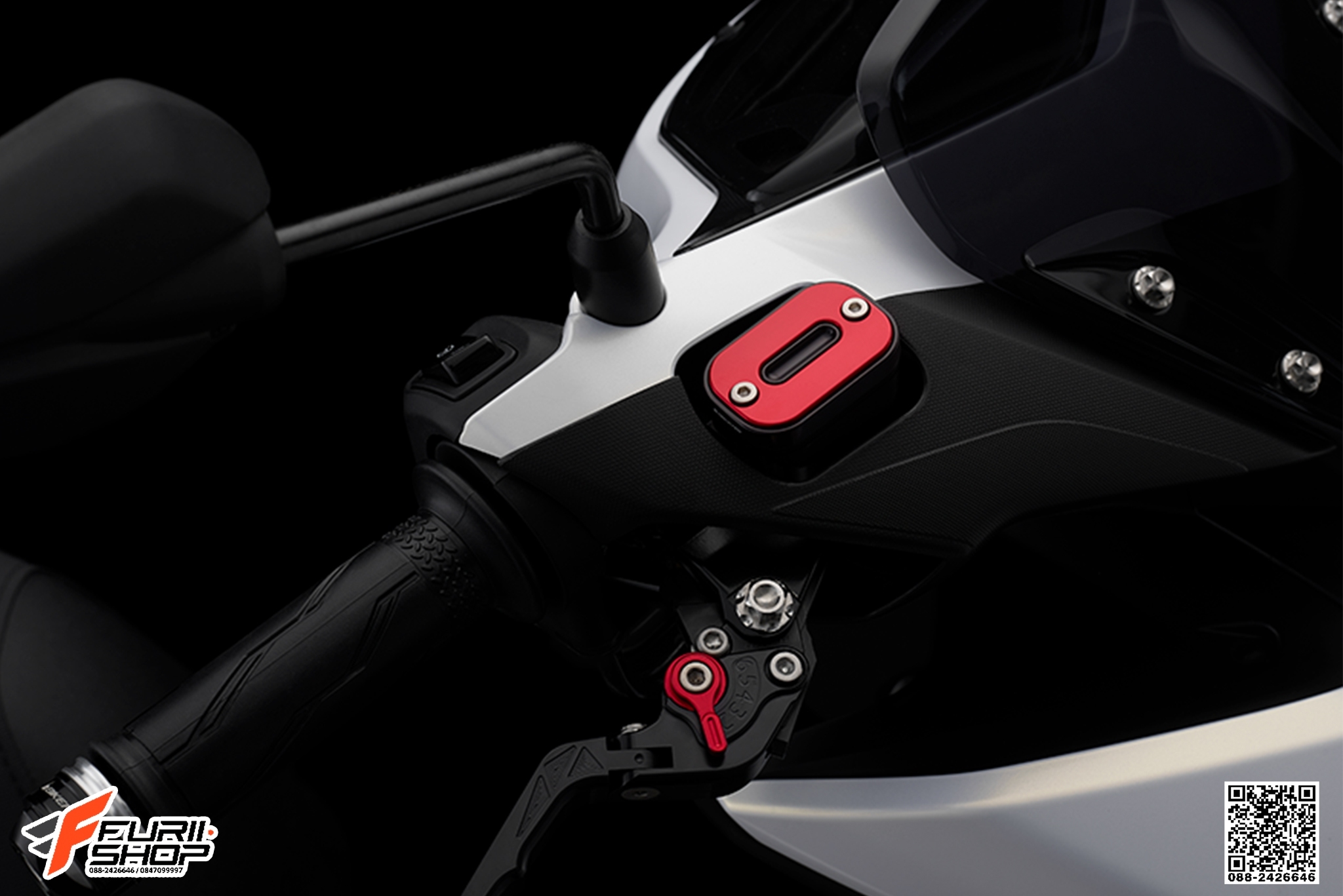ฝาปิดกระปุกน้ำมันเบรกหน้า BIKERS สีแดง FOR YAMAHA AEROX155