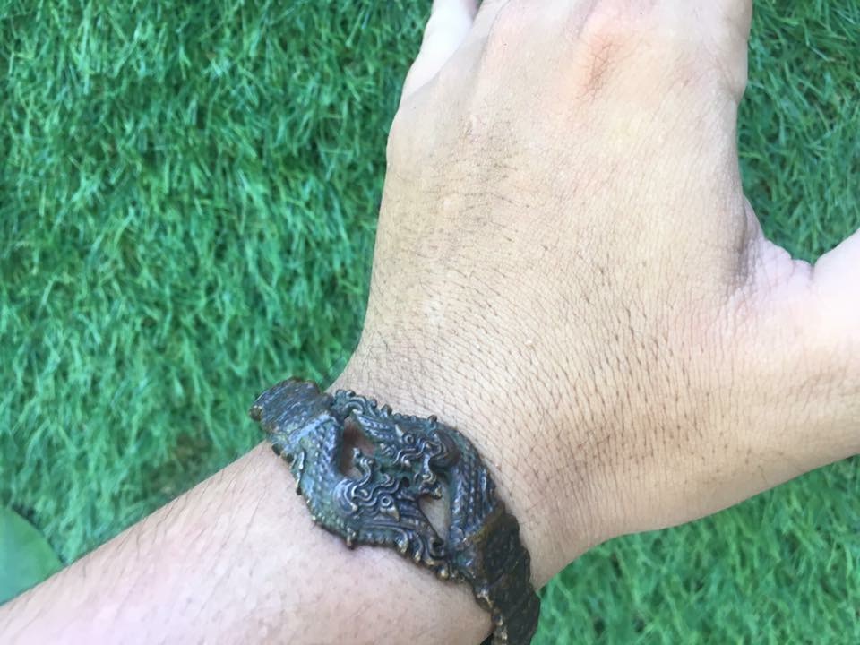 กำไลพญานาค งานทองเหลือง