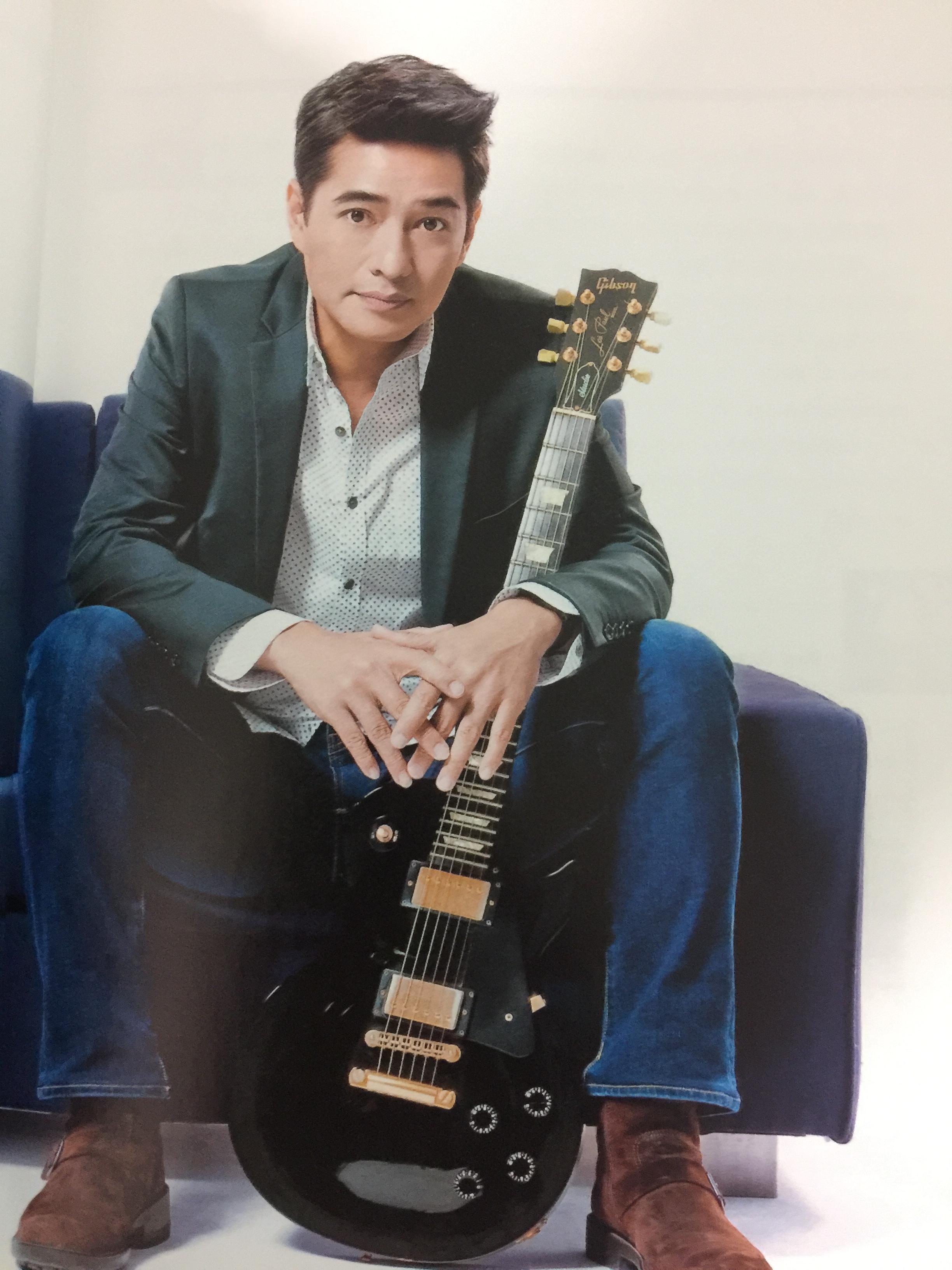 REAL KONG. สหรัถ สังคปรีชา. สุดฯไปเลยกับชีวิต ความรัก ความฝัน ของไอดอลตัวจริง 800 กรัม