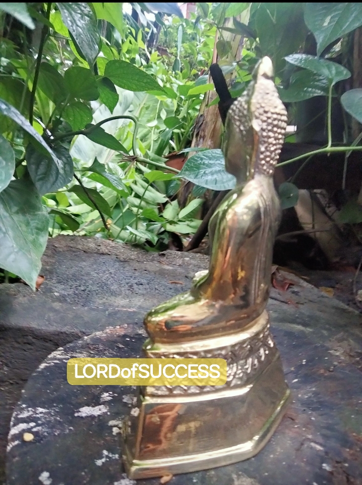 พระพุทธเจ้า เนื้อทองเหลือง ความหมายที่ดีที่ปฏิมากรแฝงความคิดไว้ในงานศิลป์